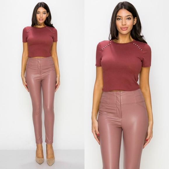 Pearl detail top in burgundy - Picture 2 of 6